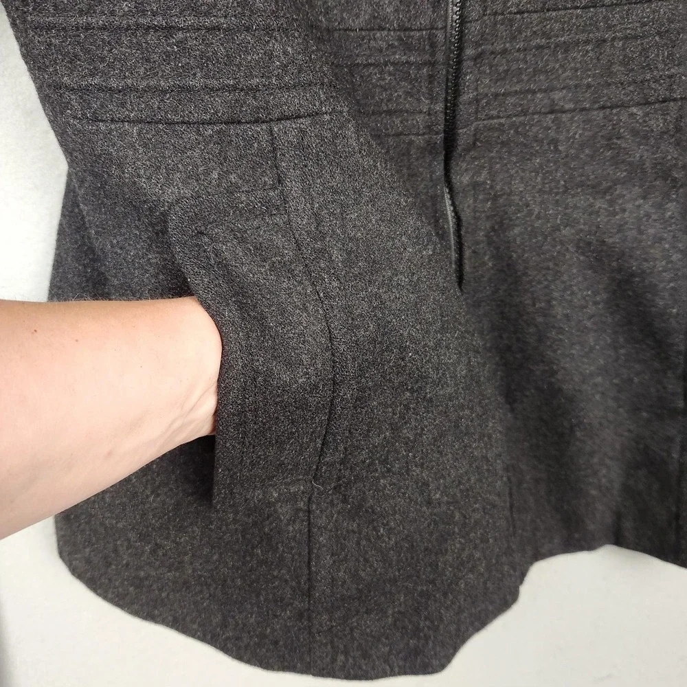 St John's Bay Coat Womens Medium Gray Wool Cashmere Hooded Zip‎ Parka Winter
